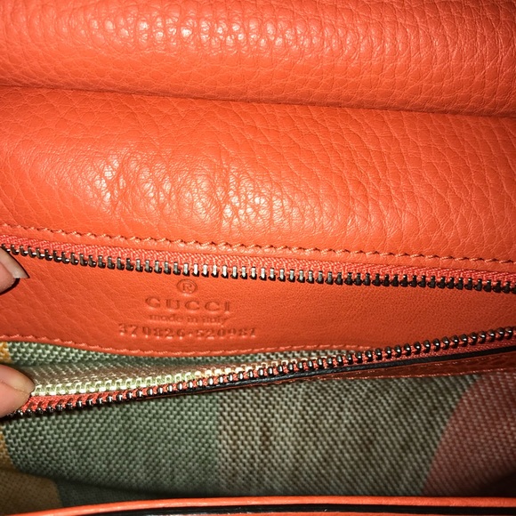 Gucci Bamboo Daily Limited Edition Shoulder Bag - Picture 5 of 8